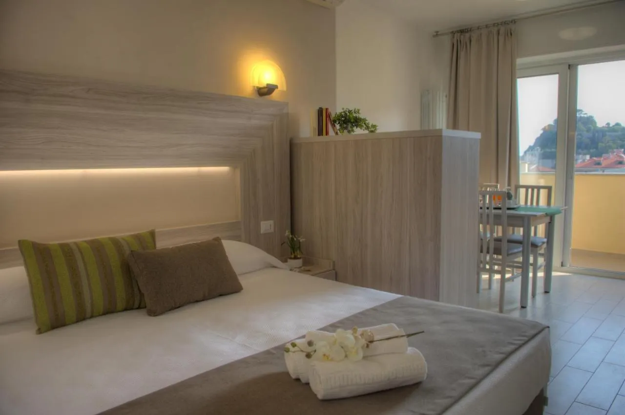 Hotel Residence La Palma Finale Ligure 3*,