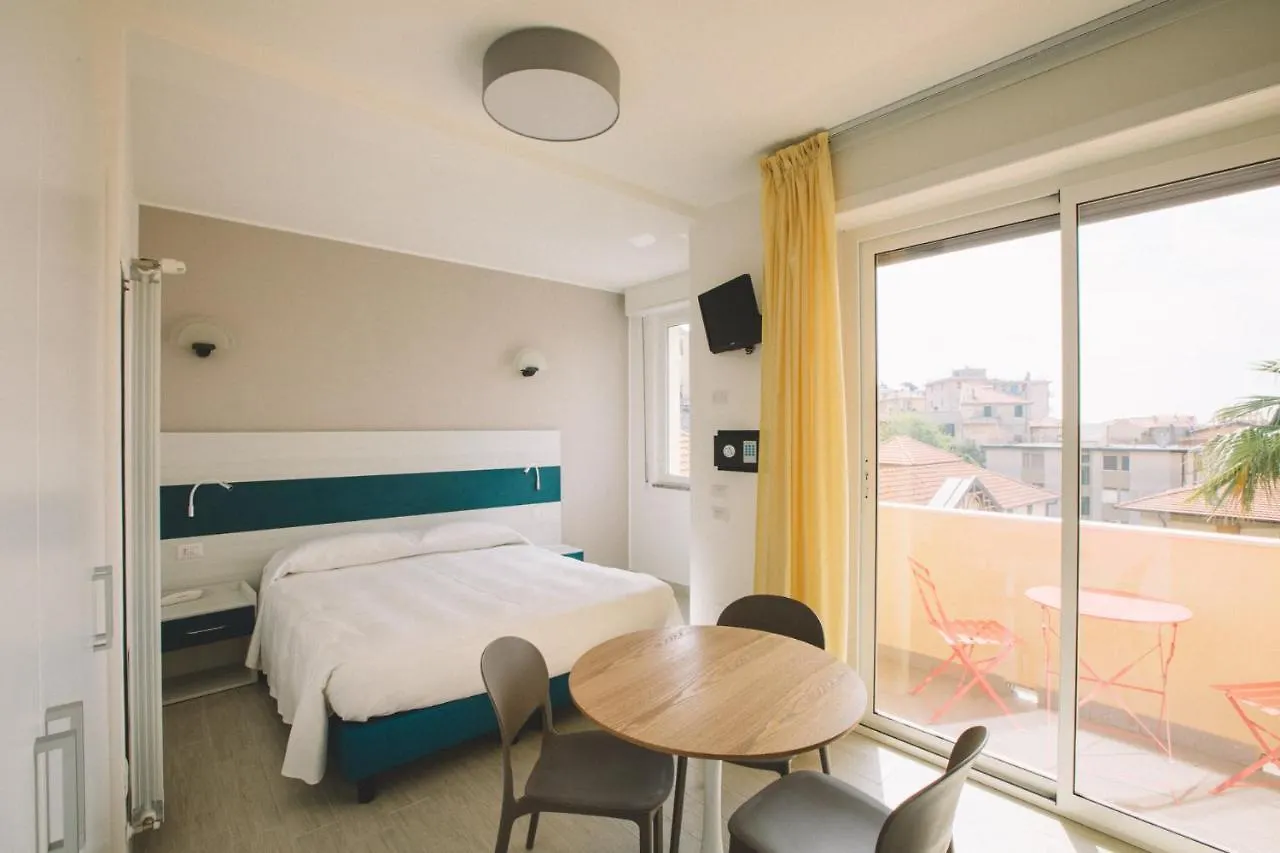 ***  Hotel Residence La Palma Finale Ligure Italia